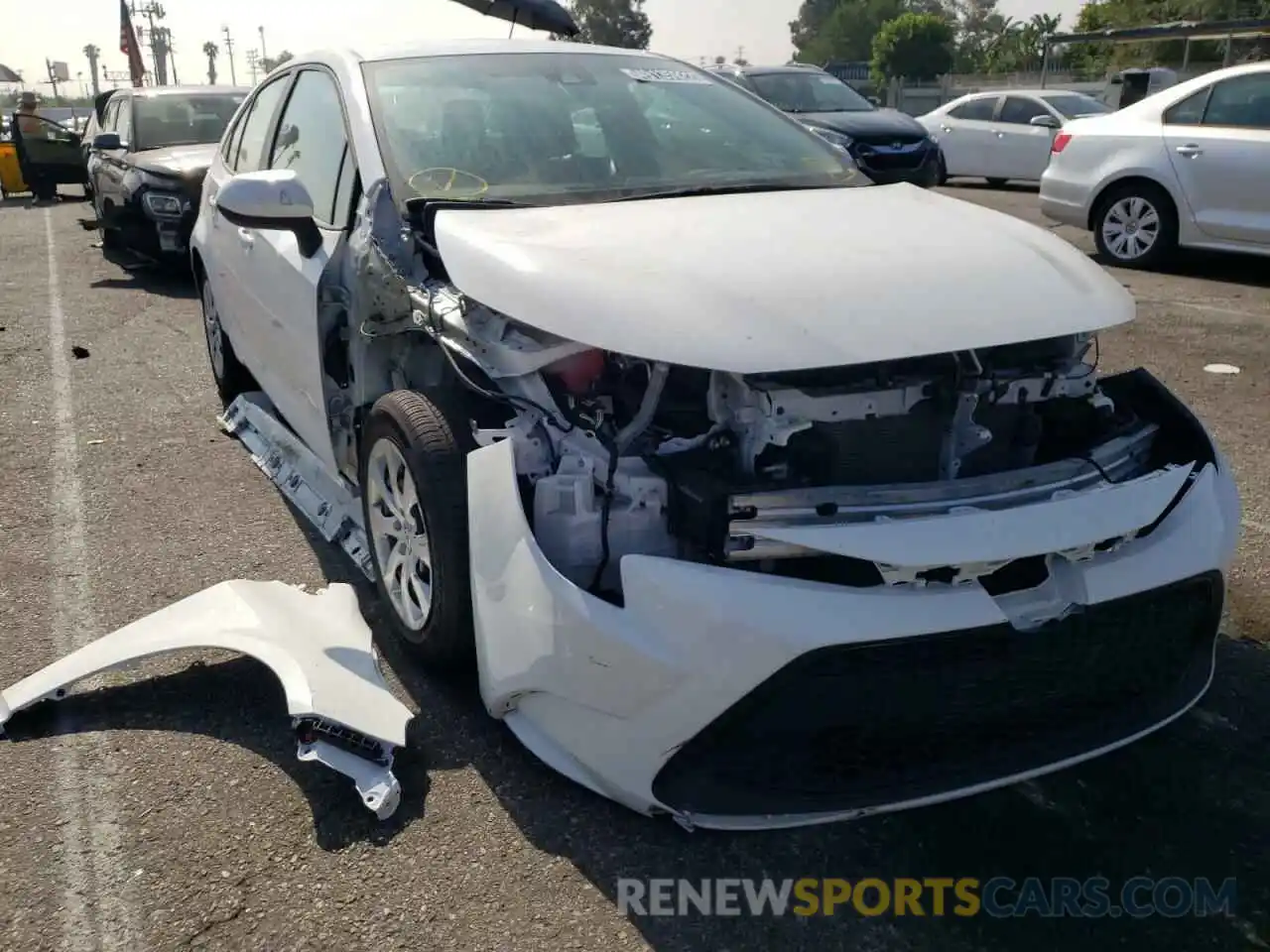 9 Photograph of a damaged car 5YFEPMAE5MP213329 TOYOTA COROLLA 2021