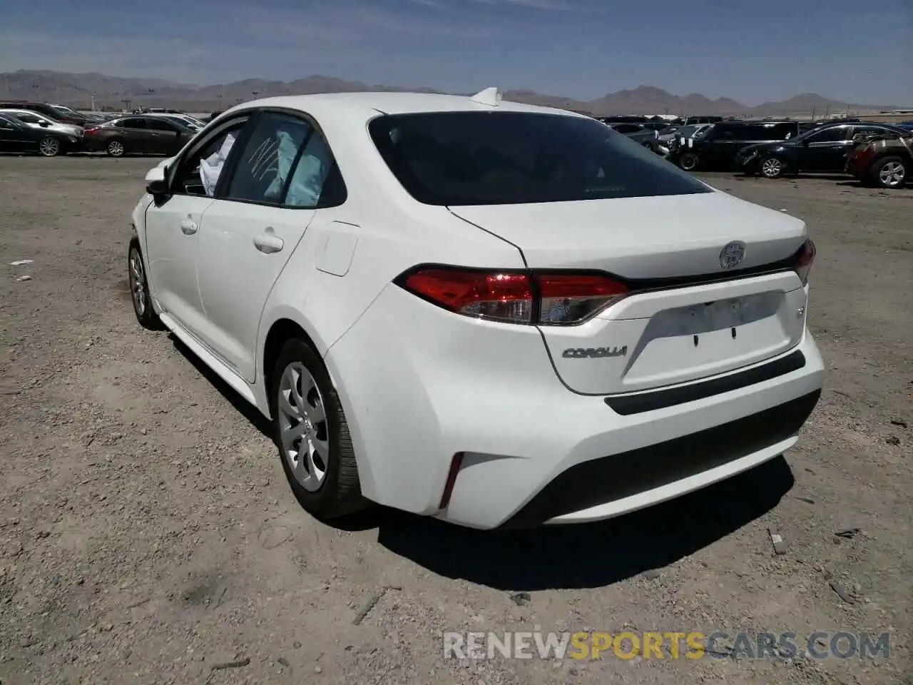 3 Photograph of a damaged car 5YFEPMAE5MP213802 TOYOTA COROLLA 2021