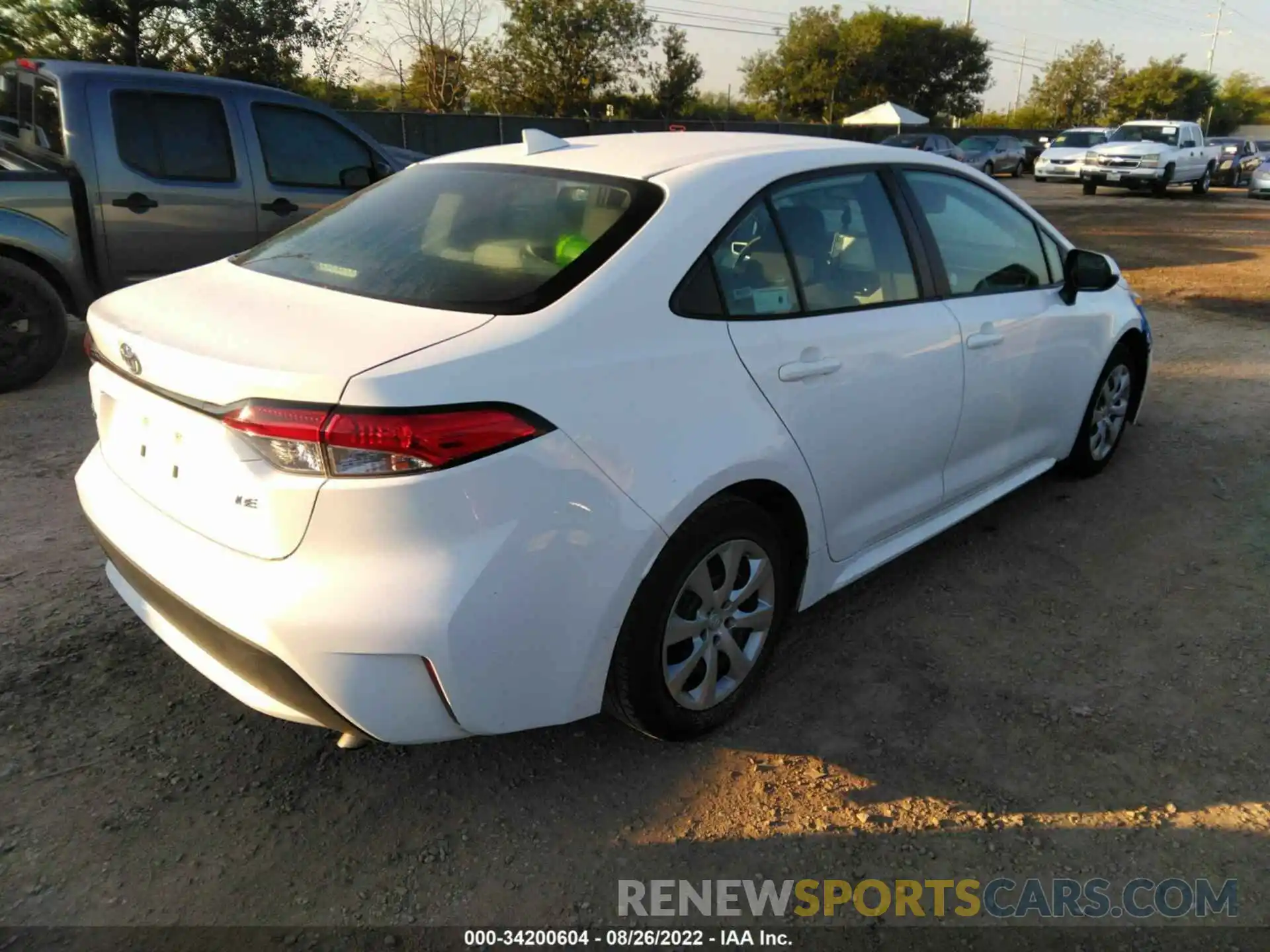 4 Photograph of a damaged car 5YFEPMAE5MP214397 TOYOTA COROLLA 2021