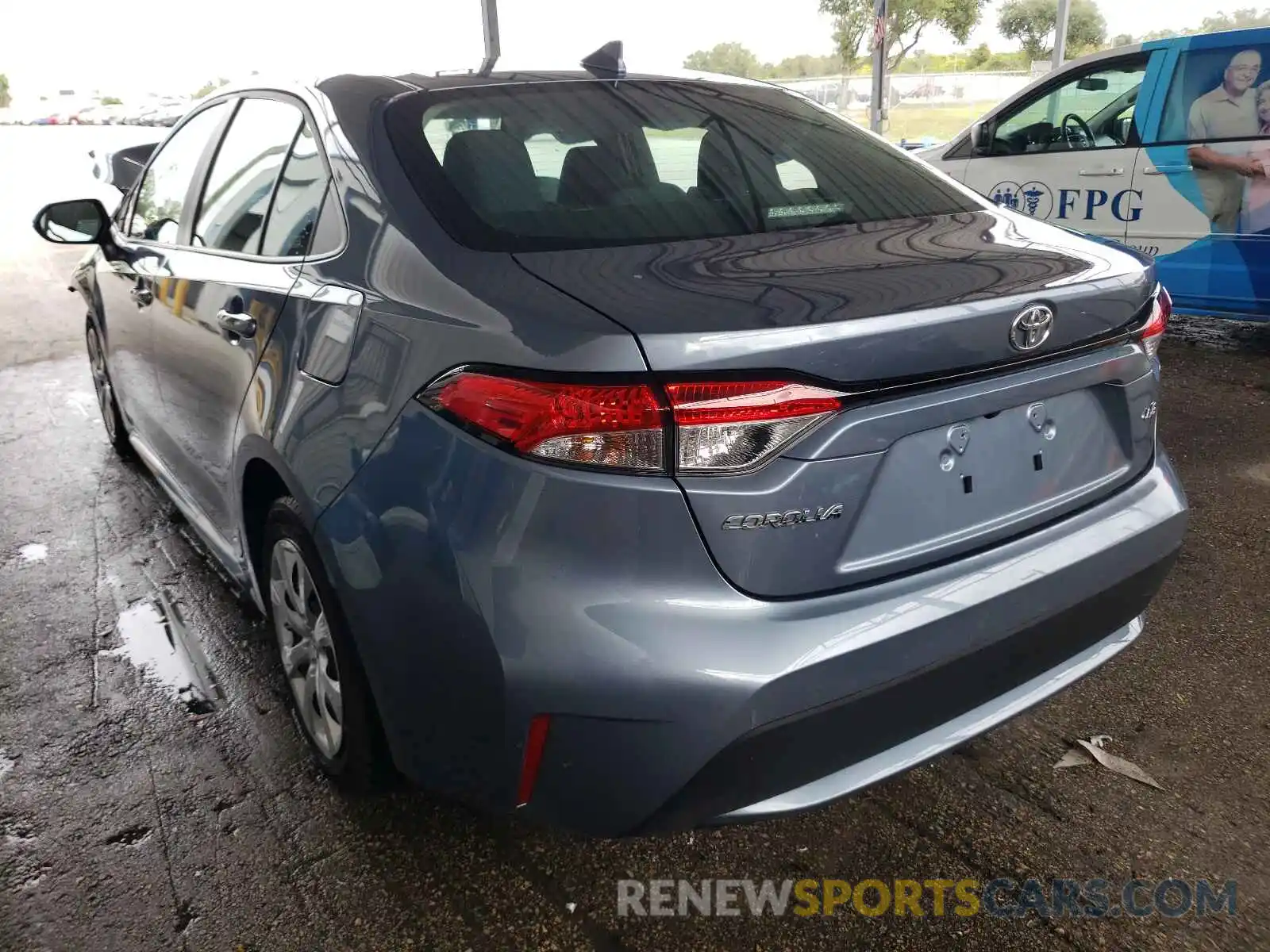 3 Photograph of a damaged car 5YFEPMAE5MP215551 TOYOTA COROLLA 2021