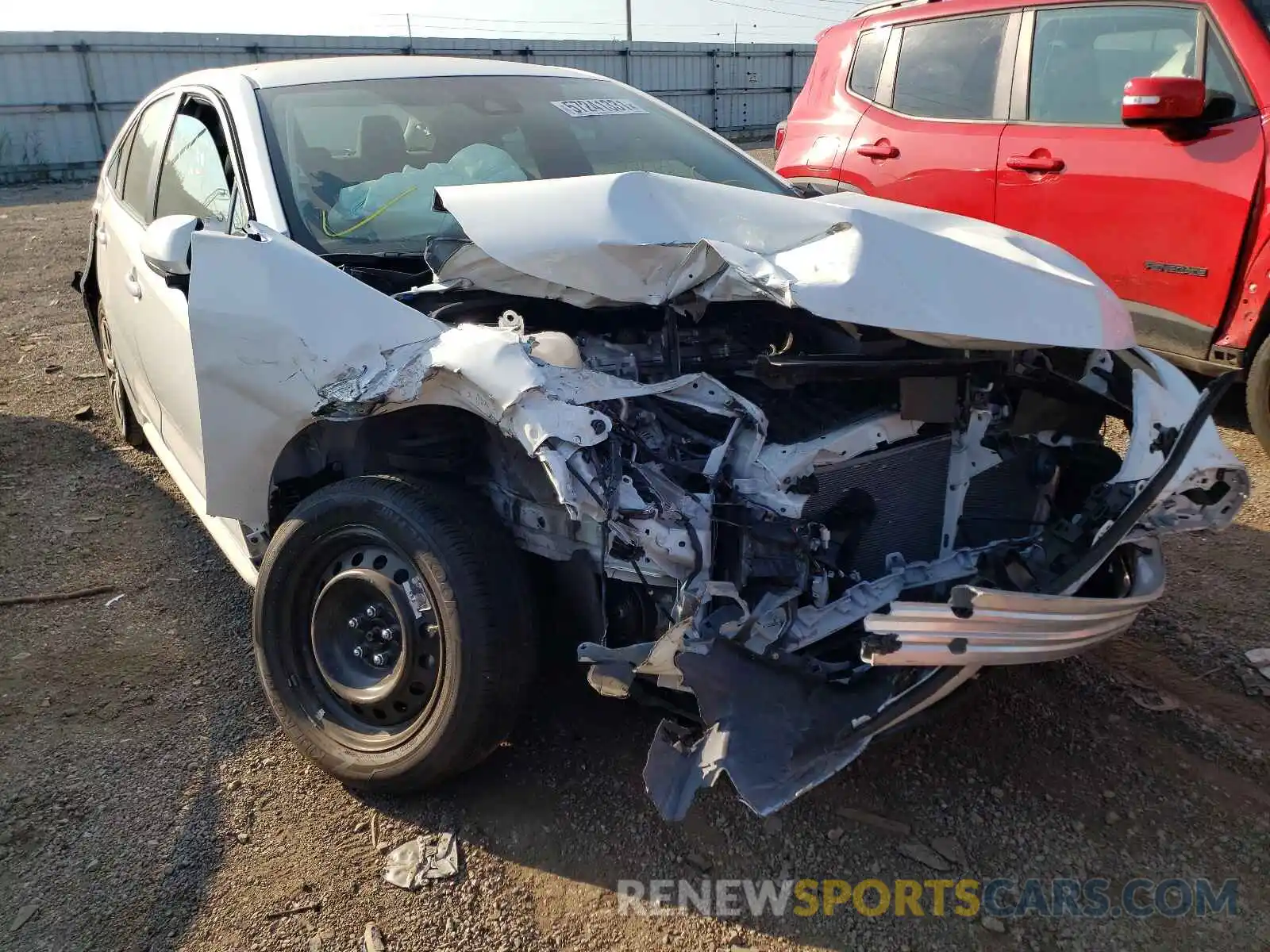 1 Photograph of a damaged car 5YFEPMAE5MP216683 TOYOTA COROLLA 2021