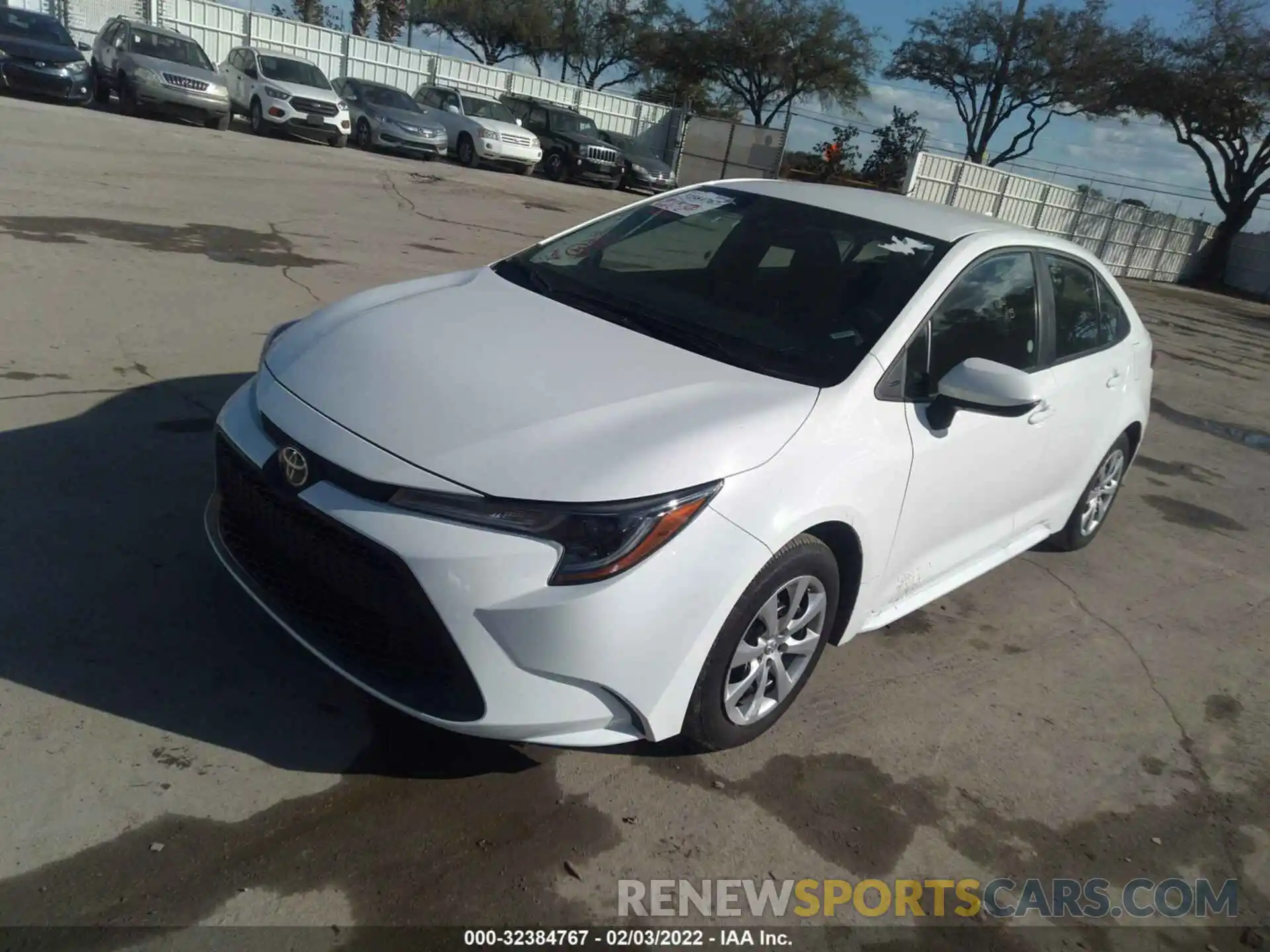 2 Photograph of a damaged car 5YFEPMAE5MP216831 TOYOTA COROLLA 2021