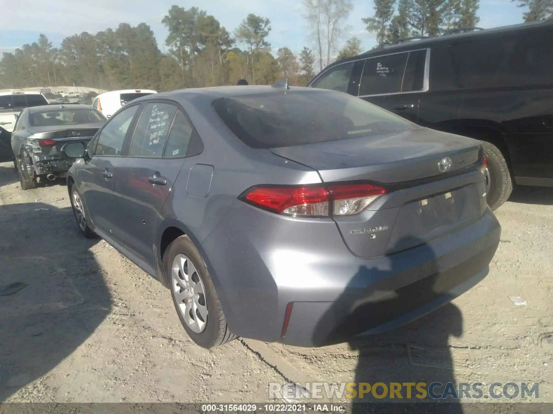 3 Photograph of a damaged car 5YFEPMAE5MP218305 TOYOTA COROLLA 2021