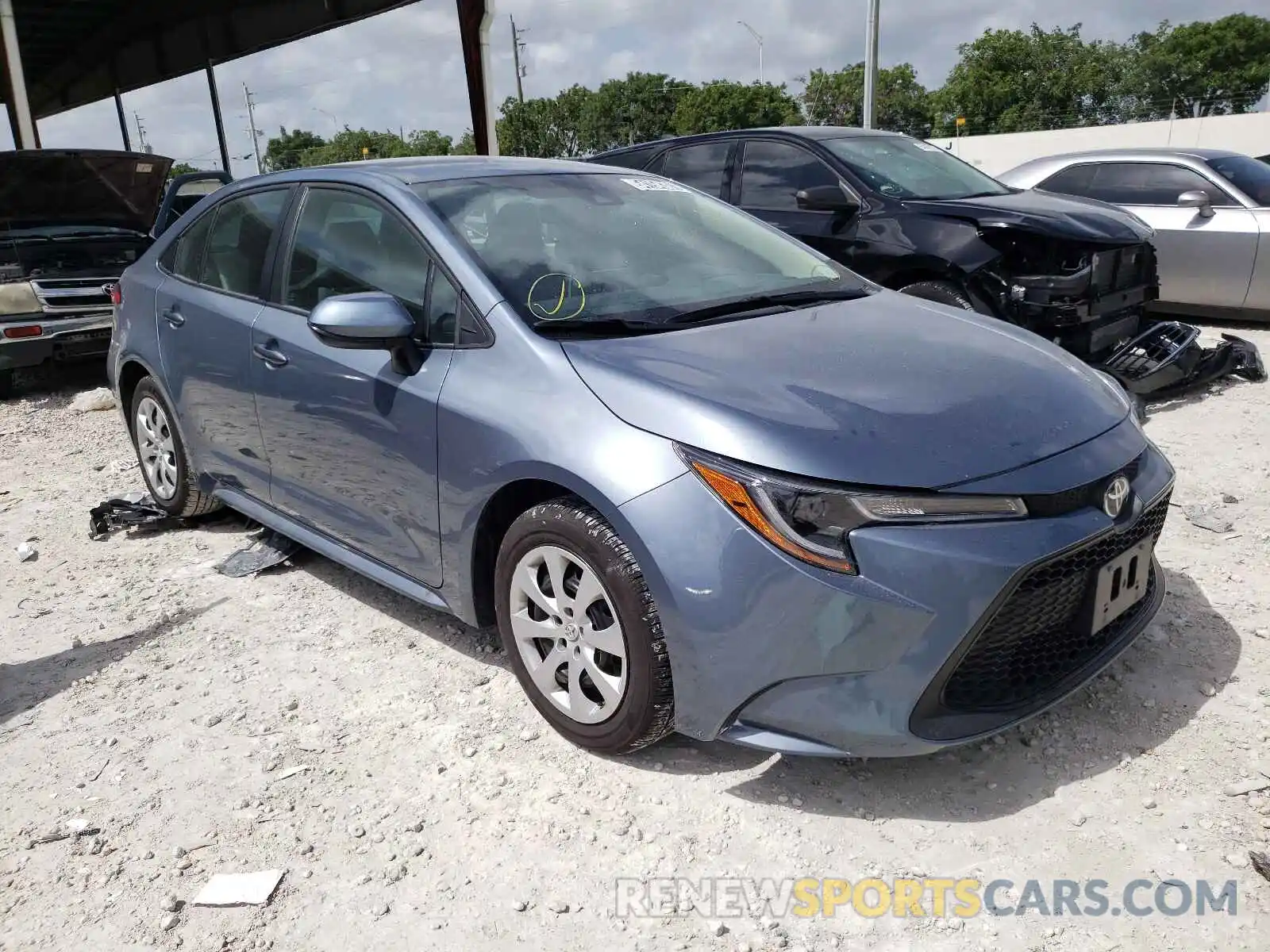 1 Photograph of a damaged car 5YFEPMAE5MP220023 TOYOTA COROLLA 2021