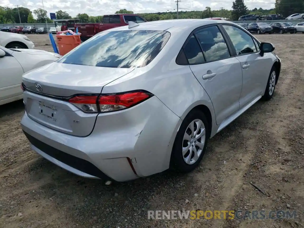 4 Photograph of a damaged car 5YFEPMAE5MP220720 TOYOTA COROLLA 2021