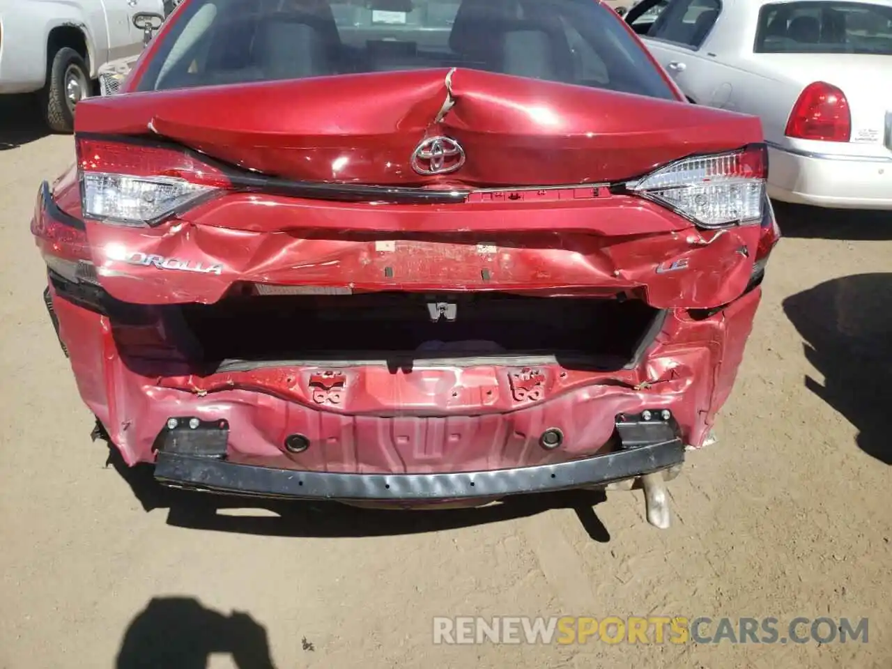 9 Photograph of a damaged car 5YFEPMAE5MP222256 TOYOTA COROLLA 2021