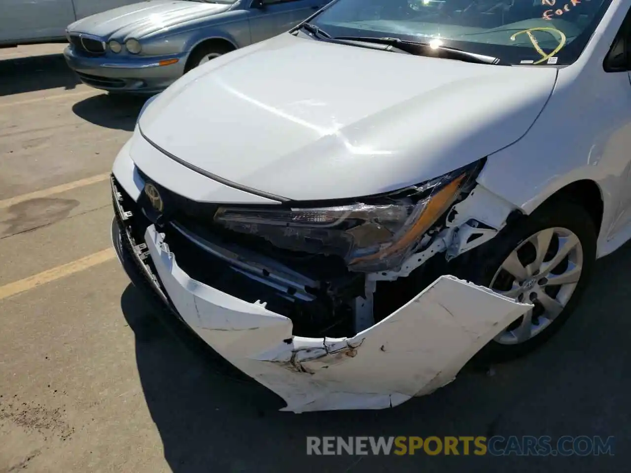 9 Photograph of a damaged car 5YFEPMAE5MP223472 TOYOTA COROLLA 2021