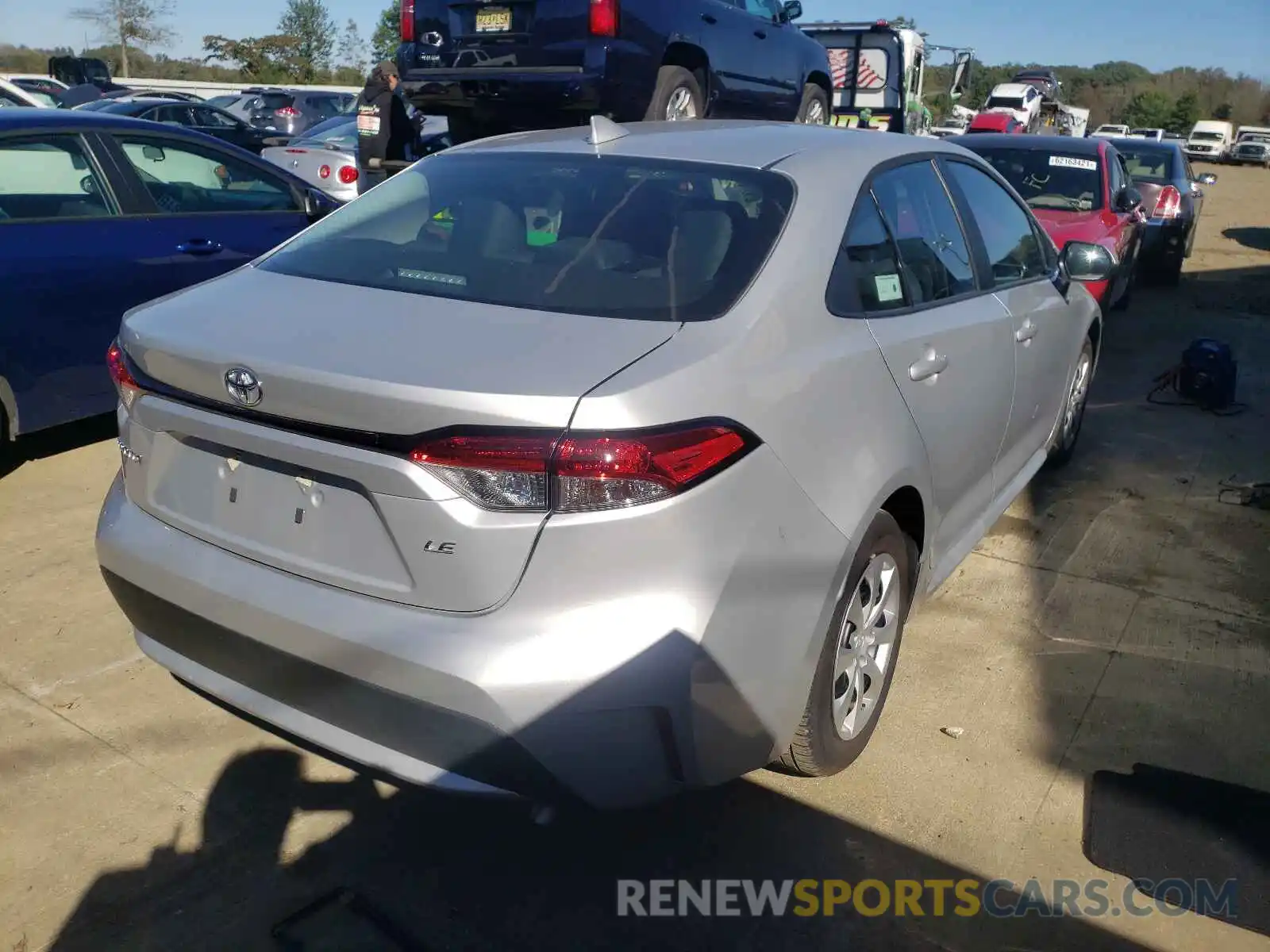 4 Photograph of a damaged car 5YFEPMAE5MP224248 TOYOTA COROLLA 2021