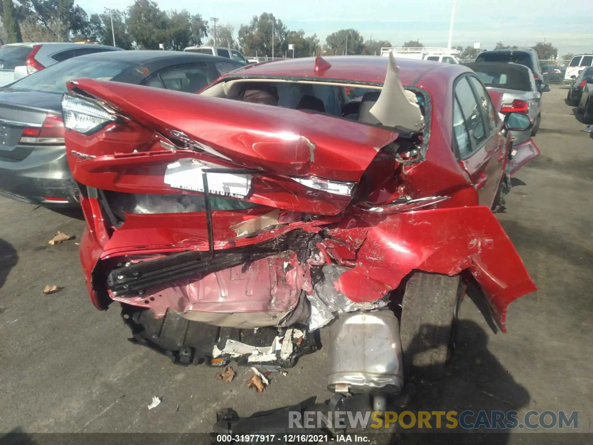 6 Photograph of a damaged car 5YFEPMAE5MP224850 TOYOTA COROLLA 2021