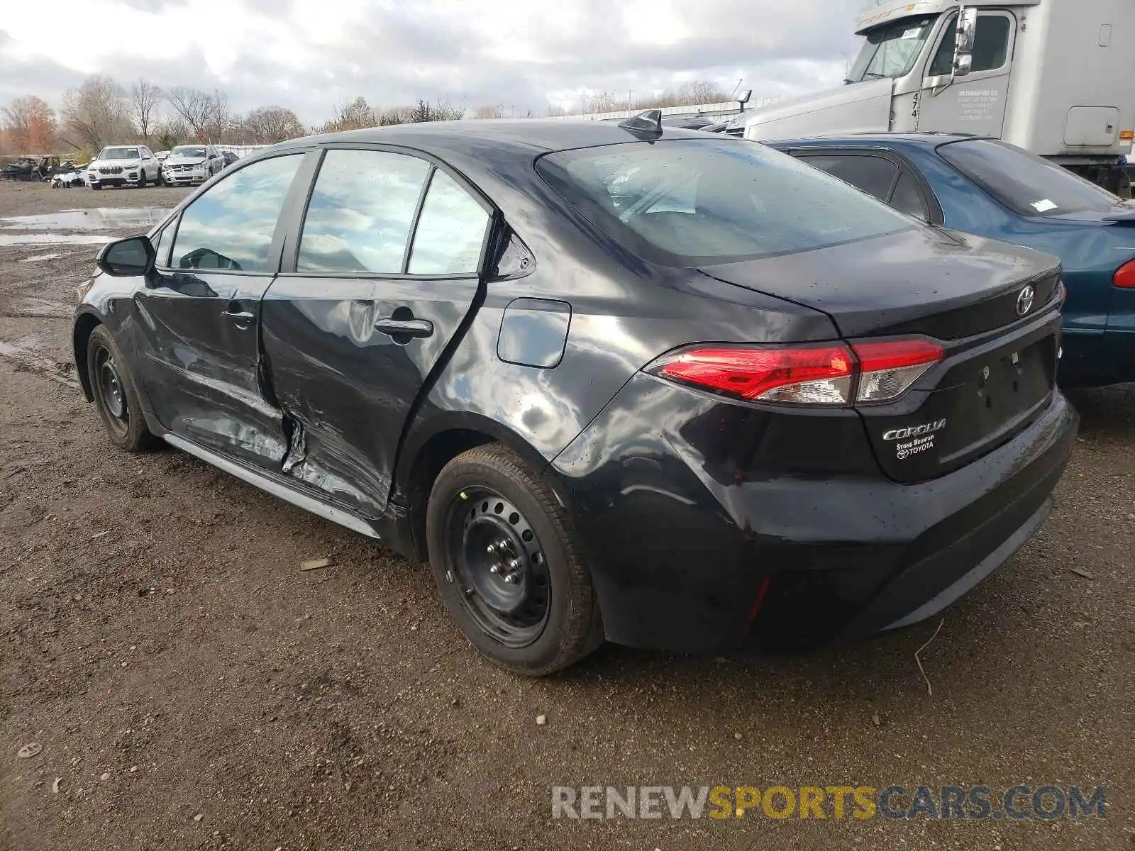 3 Photograph of a damaged car 5YFEPMAE5MP226873 TOYOTA COROLLA 2021