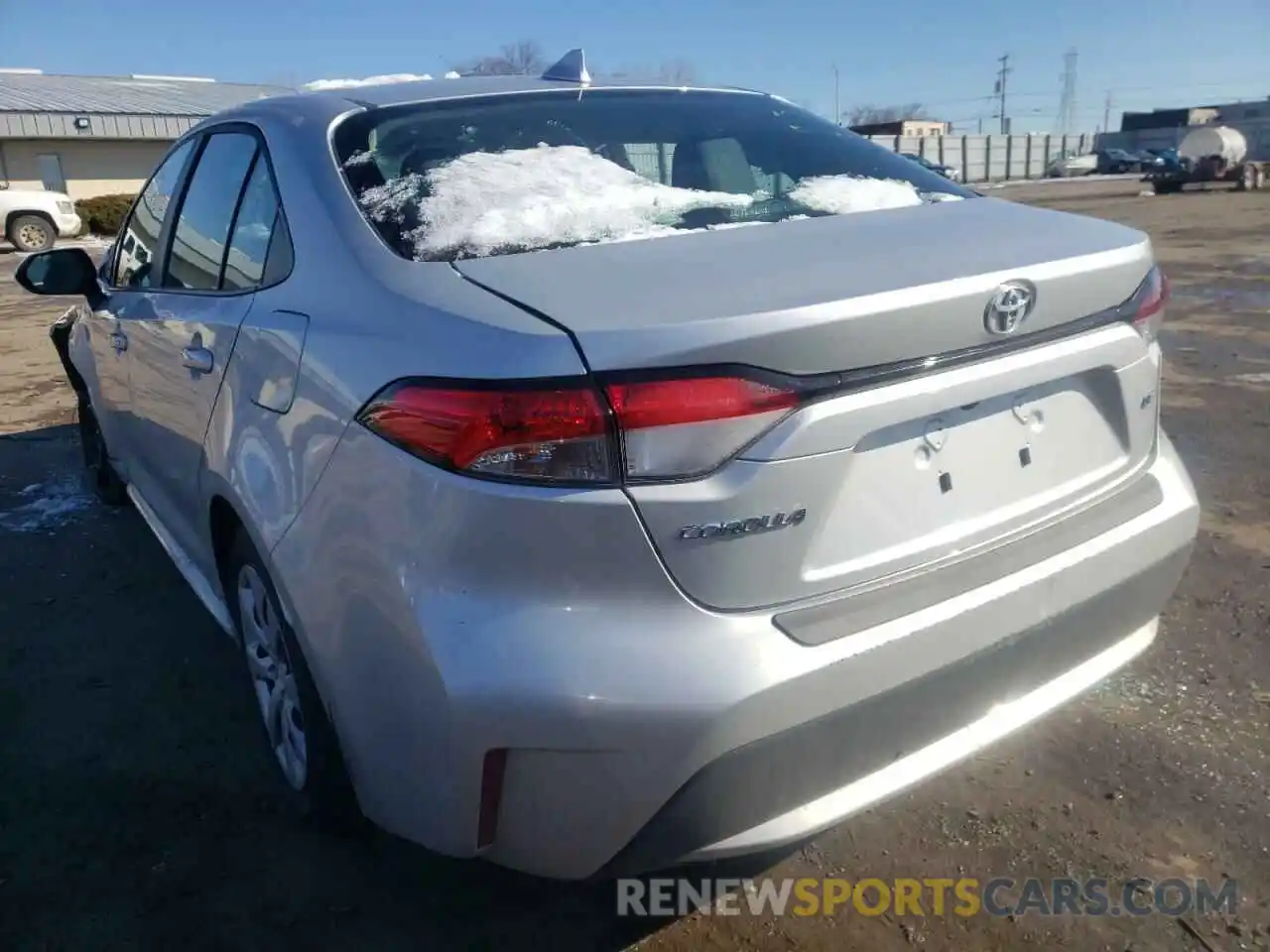 3 Photograph of a damaged car 5YFEPMAE5MP227411 TOYOTA COROLLA 2021