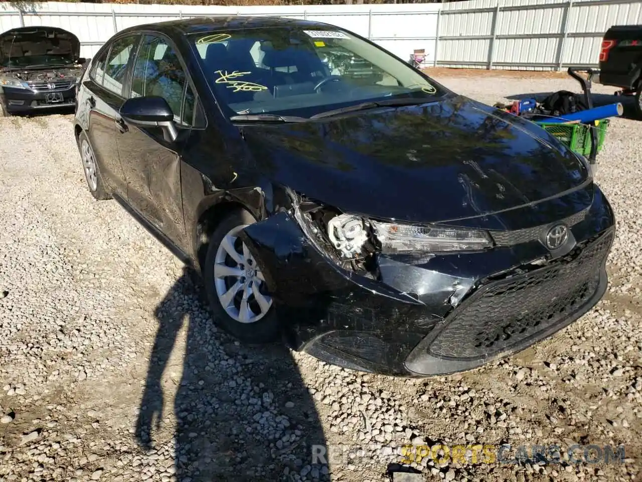 1 Photograph of a damaged car 5YFEPMAE5MP228400 TOYOTA COROLLA 2021