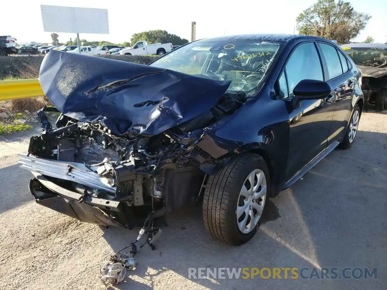 2 Photograph of a damaged car 5YFEPMAE5MP228980 TOYOTA COROLLA 2021