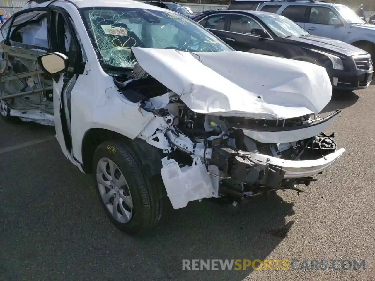 10 Photograph of a damaged car 5YFEPMAE5MP231569 TOYOTA COROLLA 2021