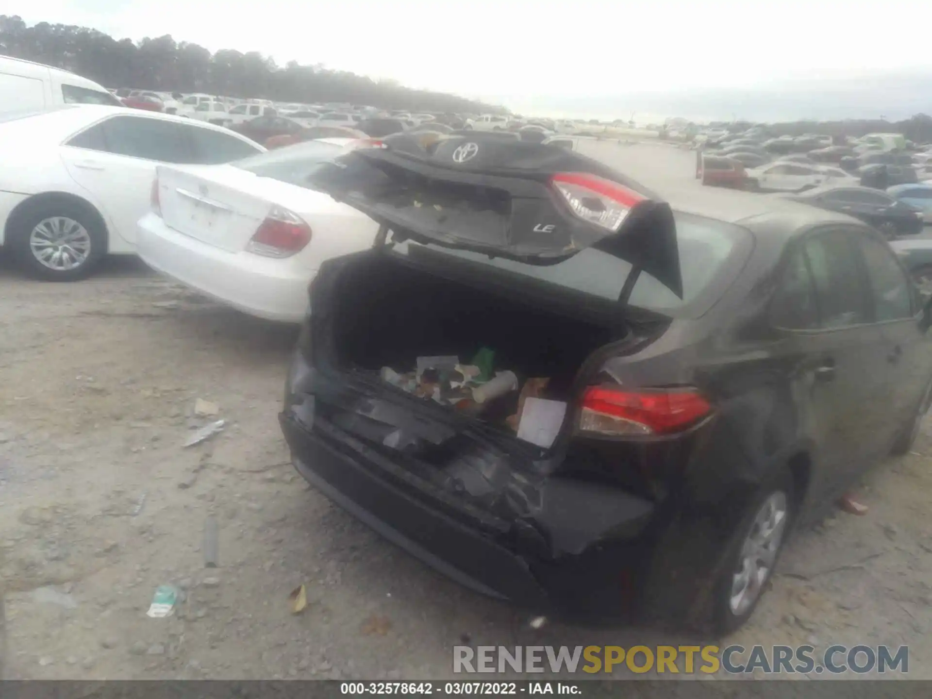 6 Photograph of a damaged car 5YFEPMAE5MP232575 TOYOTA COROLLA 2021