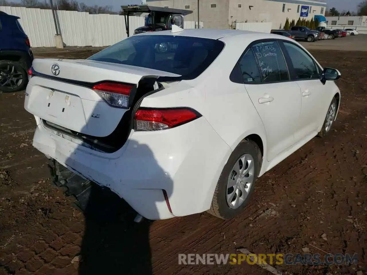 4 Photograph of a damaged car 5YFEPMAE5MP235556 TOYOTA COROLLA 2021