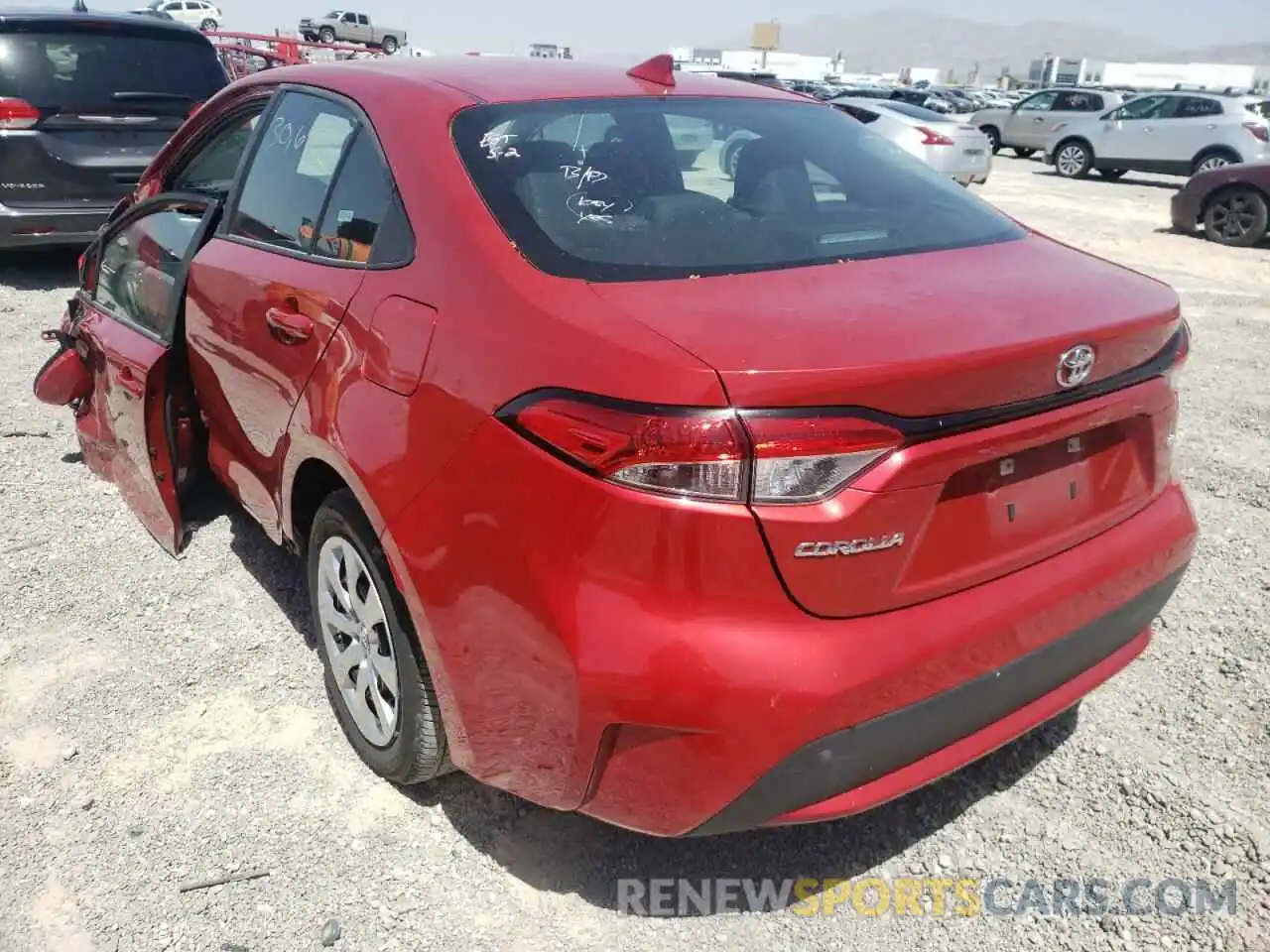 3 Photograph of a damaged car 5YFEPMAE5MP237226 TOYOTA COROLLA 2021