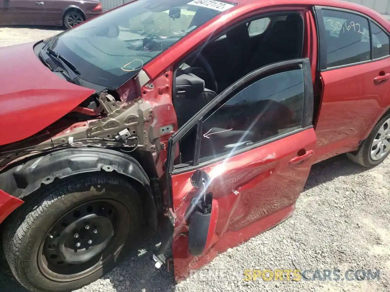 9 Photograph of a damaged car 5YFEPMAE5MP237226 TOYOTA COROLLA 2021