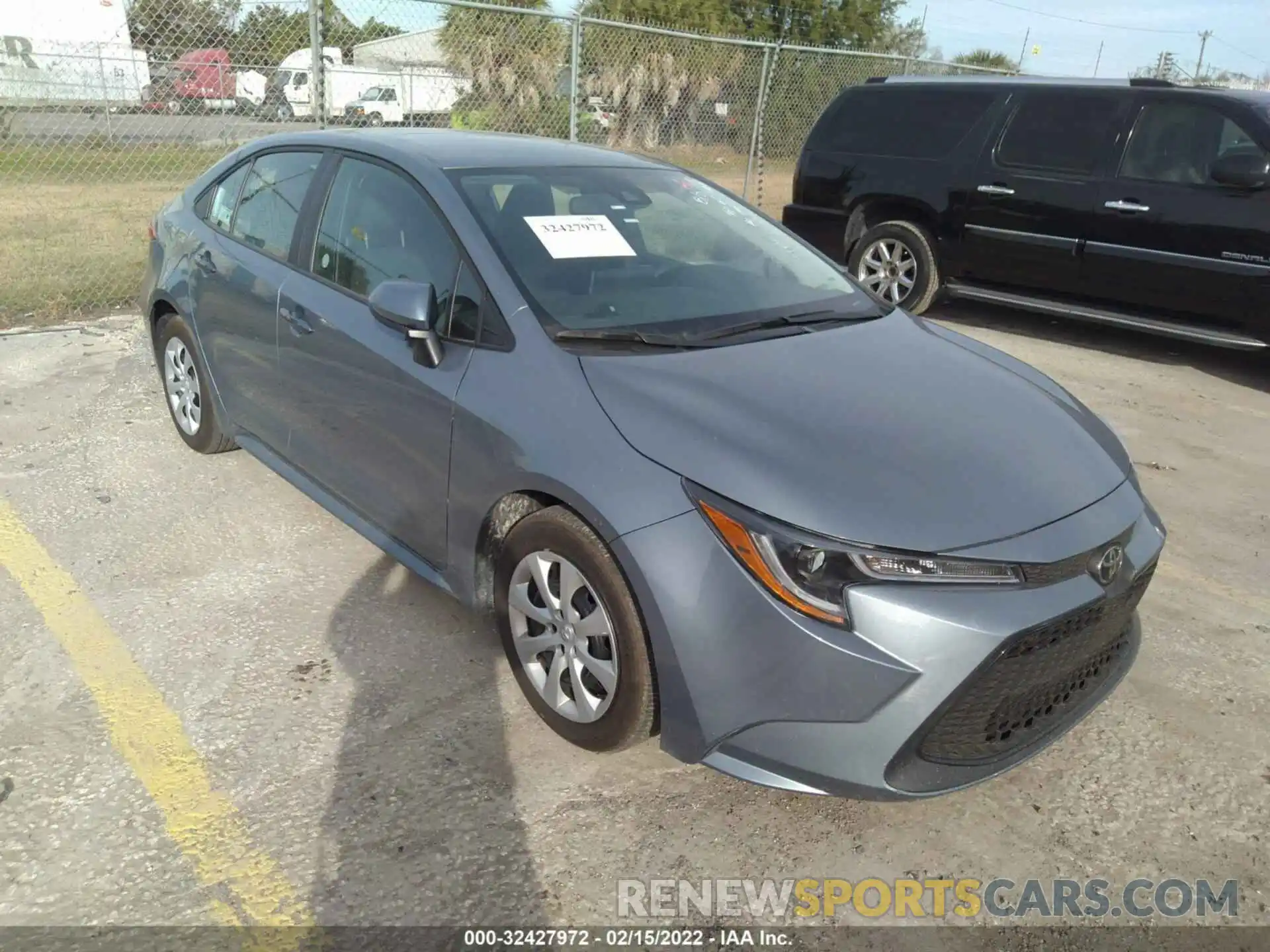 1 Photograph of a damaged car 5YFEPMAE5MP239574 TOYOTA COROLLA 2021