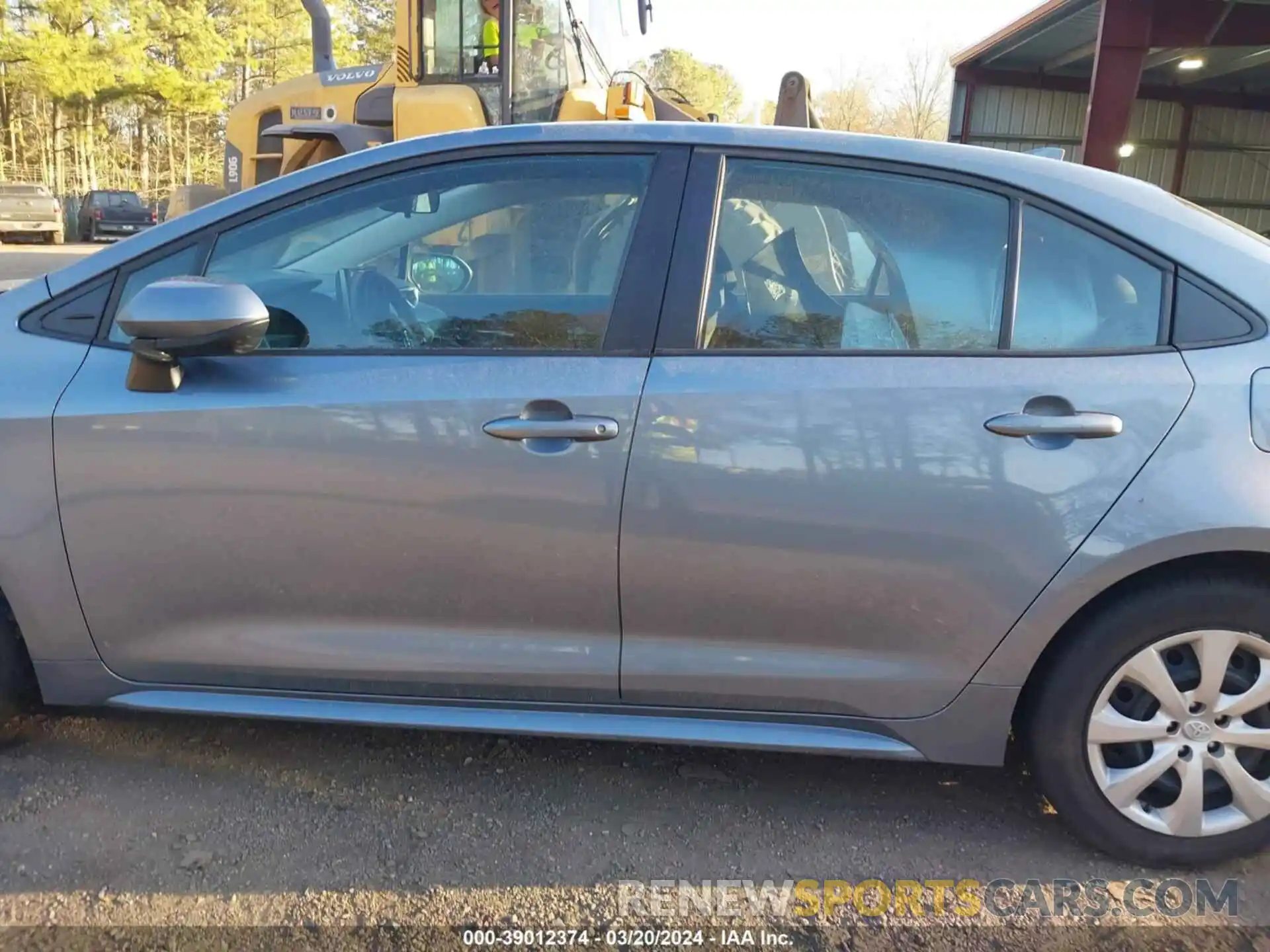 13 Photograph of a damaged car 5YFEPMAE5MP241227 TOYOTA COROLLA 2021