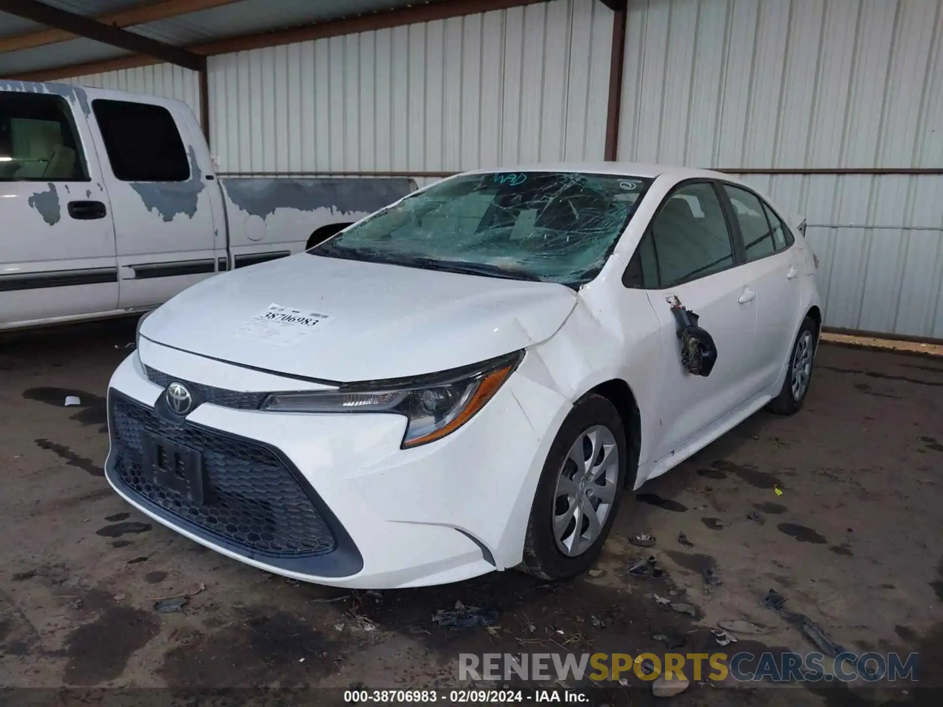 6 Photograph of a damaged car 5YFEPMAE5MP243575 TOYOTA COROLLA 2021