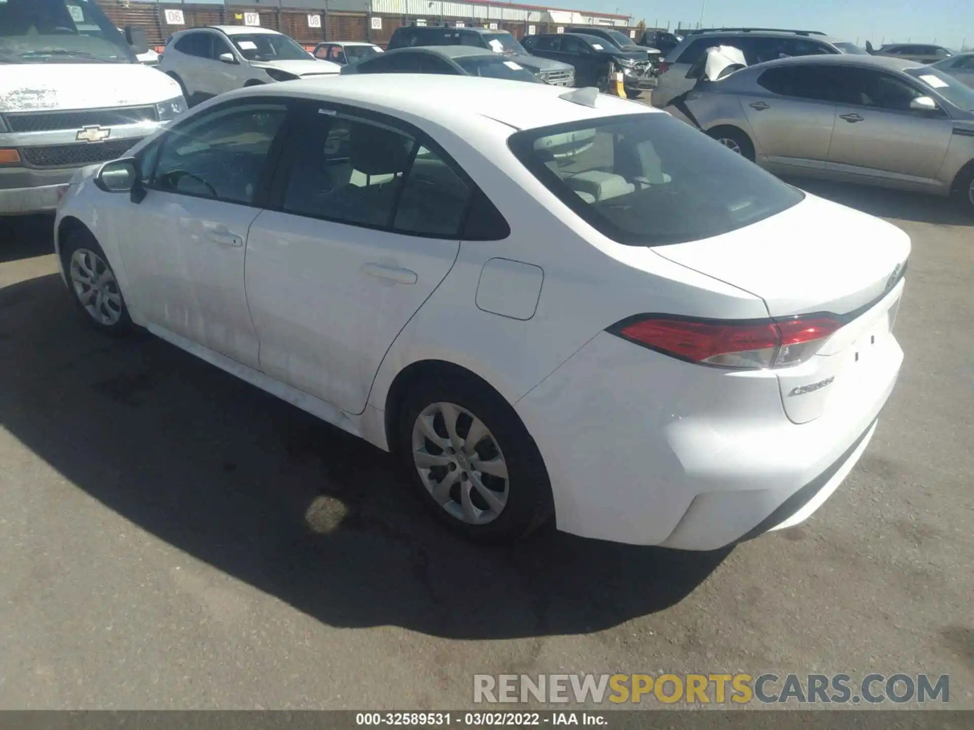 3 Photograph of a damaged car 5YFEPMAE5MP243852 TOYOTA COROLLA 2021