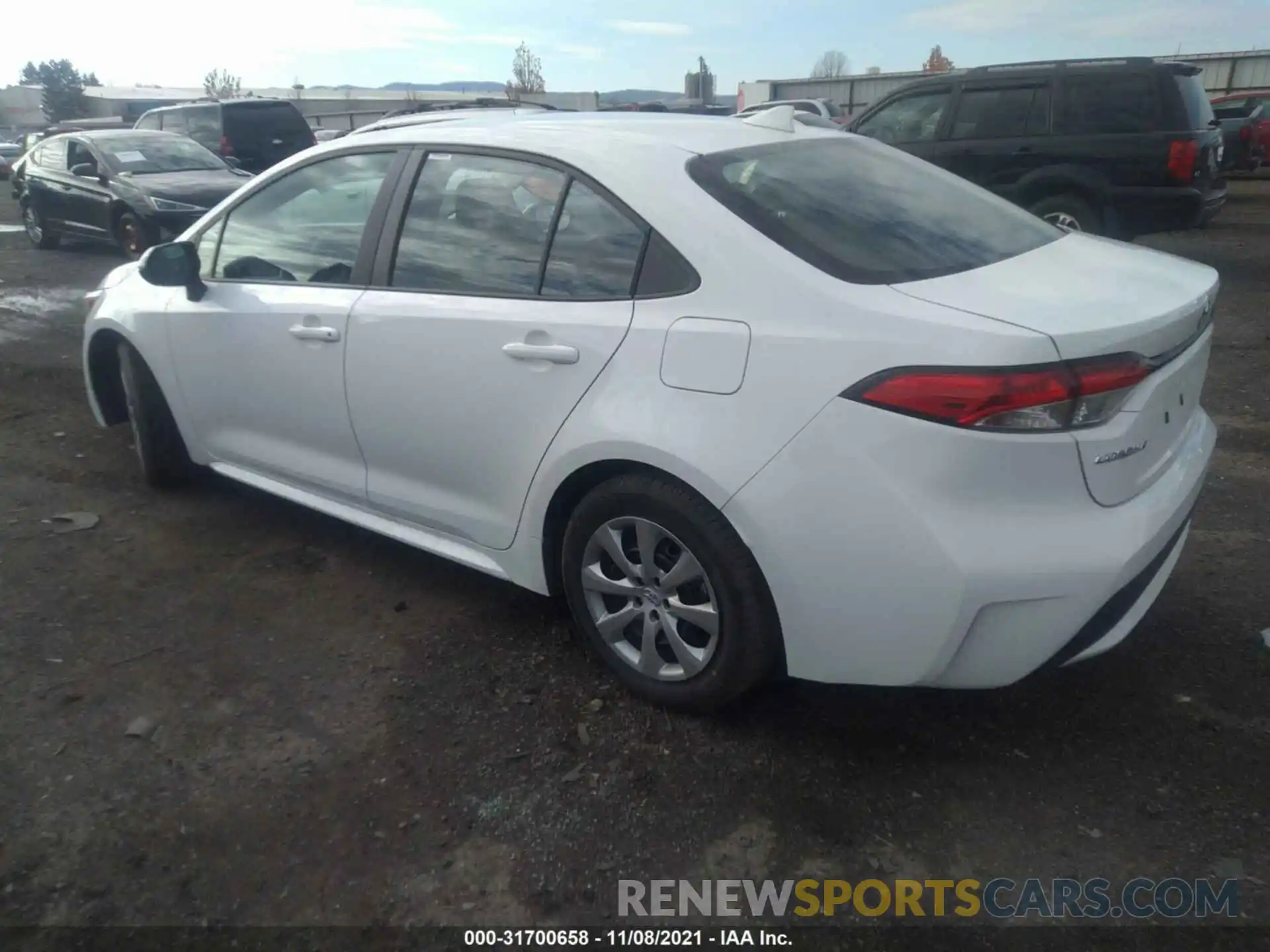 3 Photograph of a damaged car 5YFEPMAE5MP245262 TOYOTA COROLLA 2021