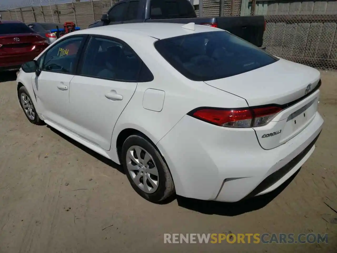 3 Photograph of a damaged car 5YFEPMAE5MP246170 TOYOTA COROLLA 2021