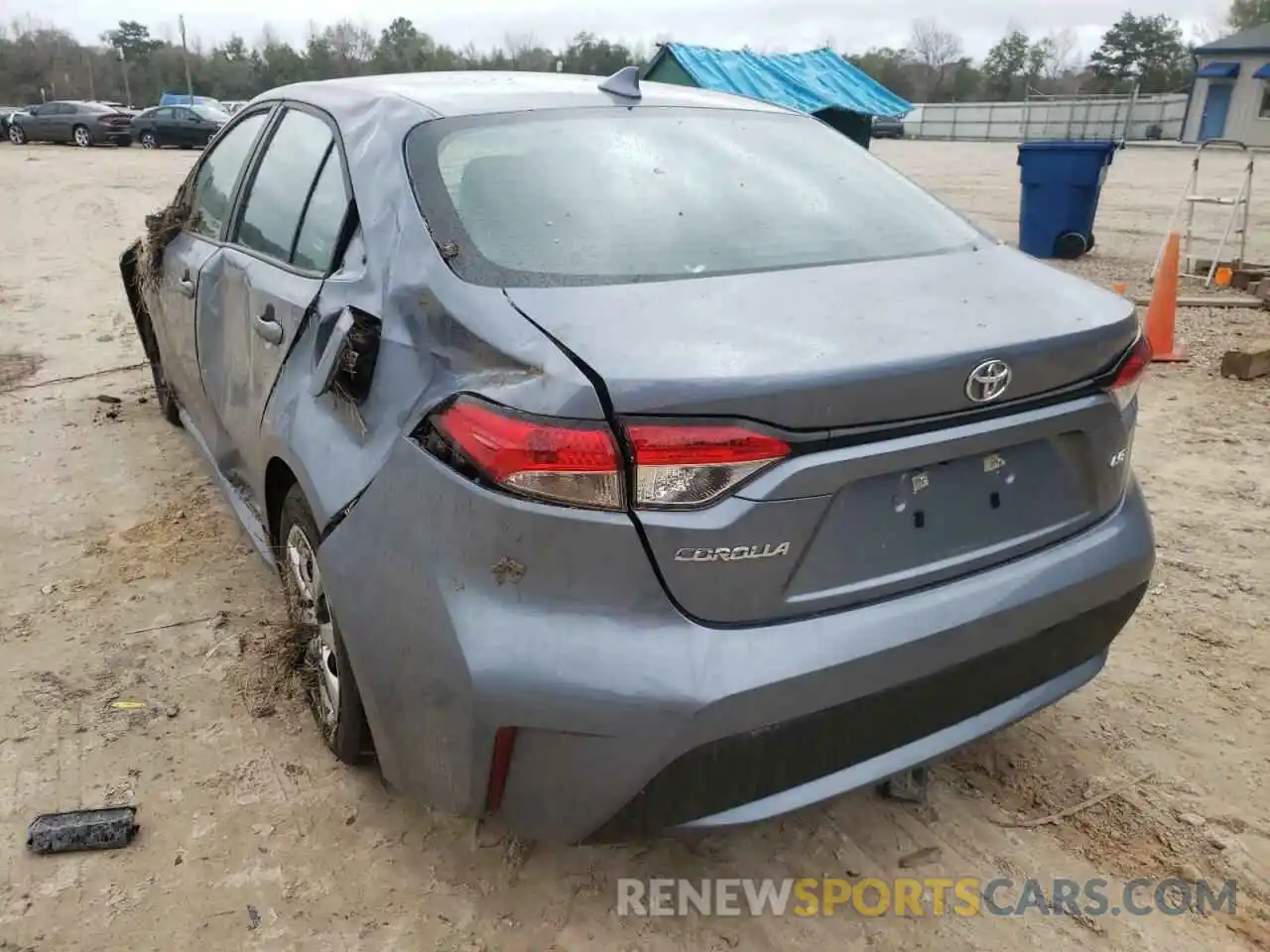 3 Photograph of a damaged car 5YFEPMAE5MP246783 TOYOTA COROLLA 2021