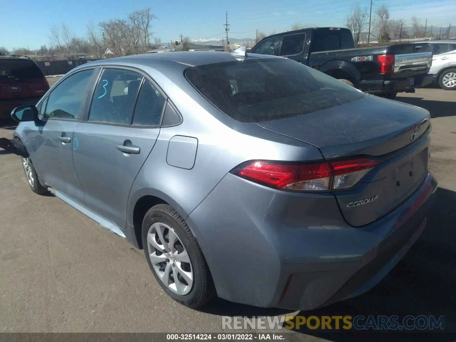 3 Photograph of a damaged car 5YFEPMAE5MP248744 TOYOTA COROLLA 2021