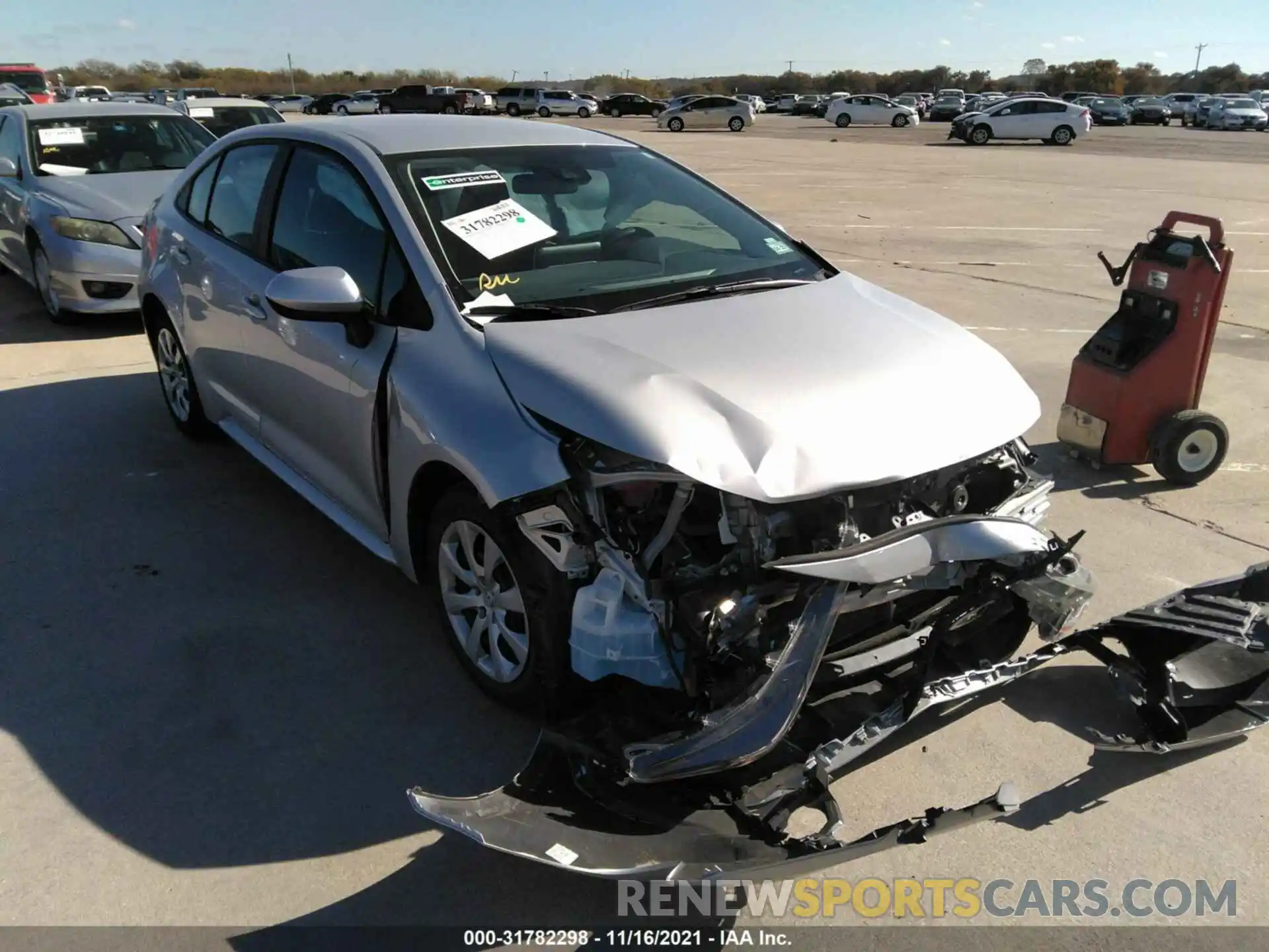 1 Photograph of a damaged car 5YFEPMAE5MP249358 TOYOTA COROLLA 2021