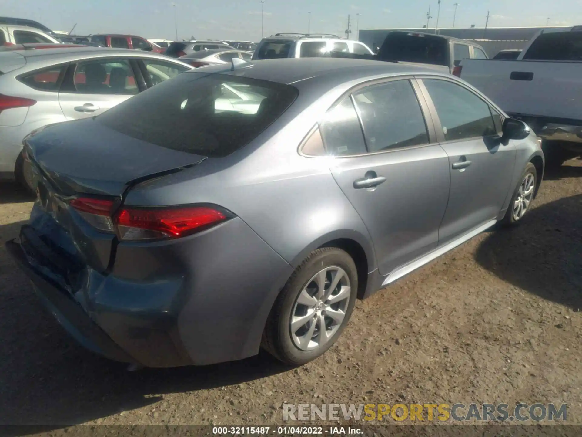 4 Photograph of a damaged car 5YFEPMAE5MP249361 TOYOTA COROLLA 2021