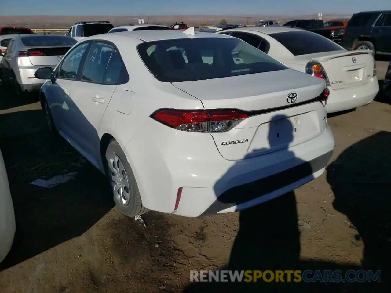 3 Photograph of a damaged car 5YFEPMAE5MP251367 TOYOTA COROLLA 2021