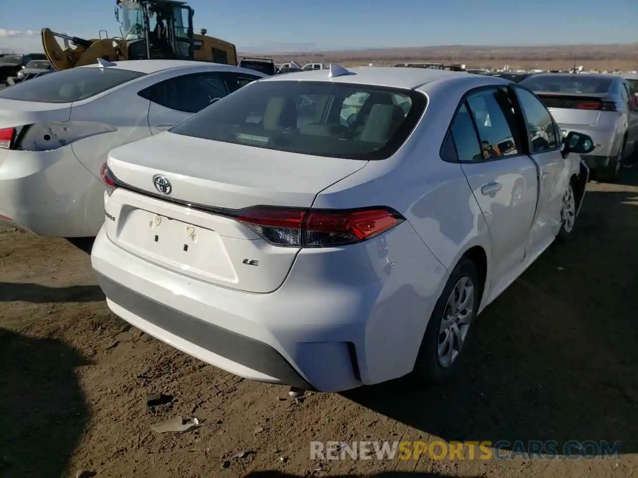 4 Photograph of a damaged car 5YFEPMAE5MP251367 TOYOTA COROLLA 2021