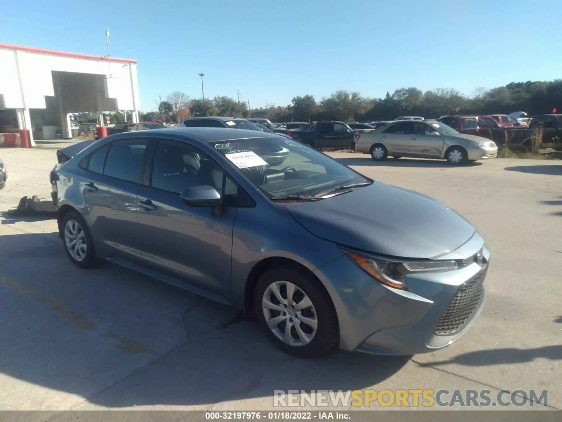 1 Photograph of a damaged car 5YFEPMAE5MP254320 TOYOTA COROLLA 2021