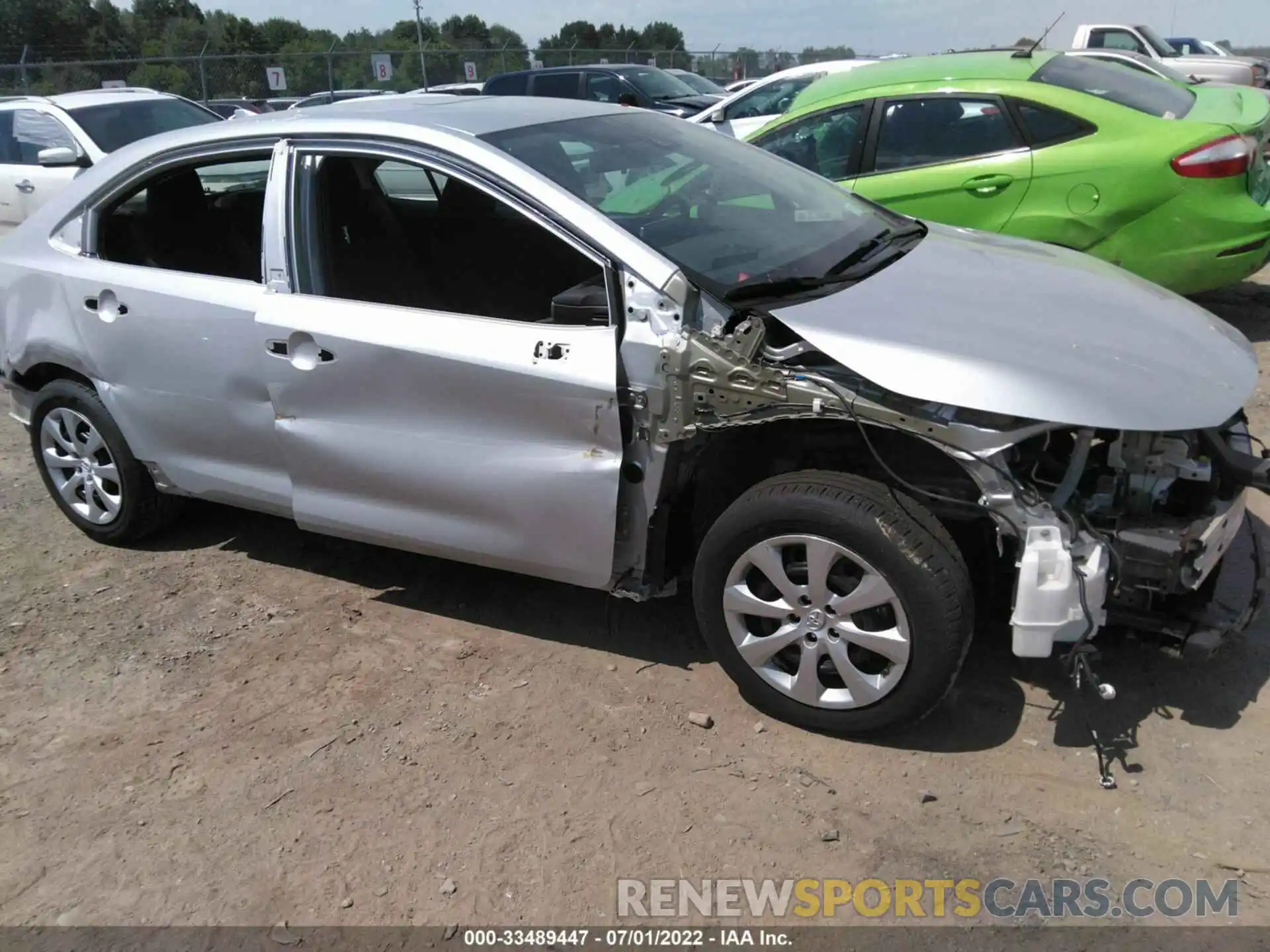 6 Photograph of a damaged car 5YFEPMAE5MP259100 TOYOTA COROLLA 2021