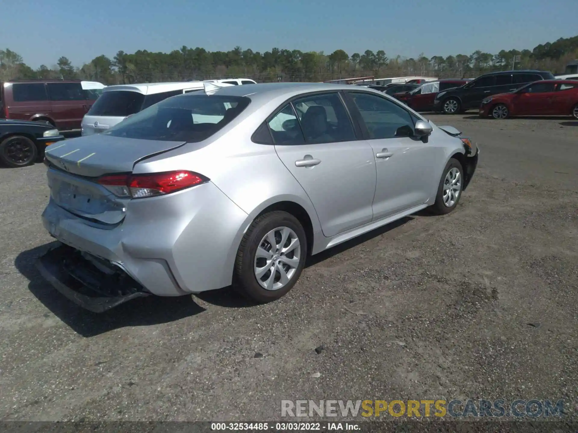 4 Photograph of a damaged car 5YFEPMAE5MP259985 TOYOTA COROLLA 2021