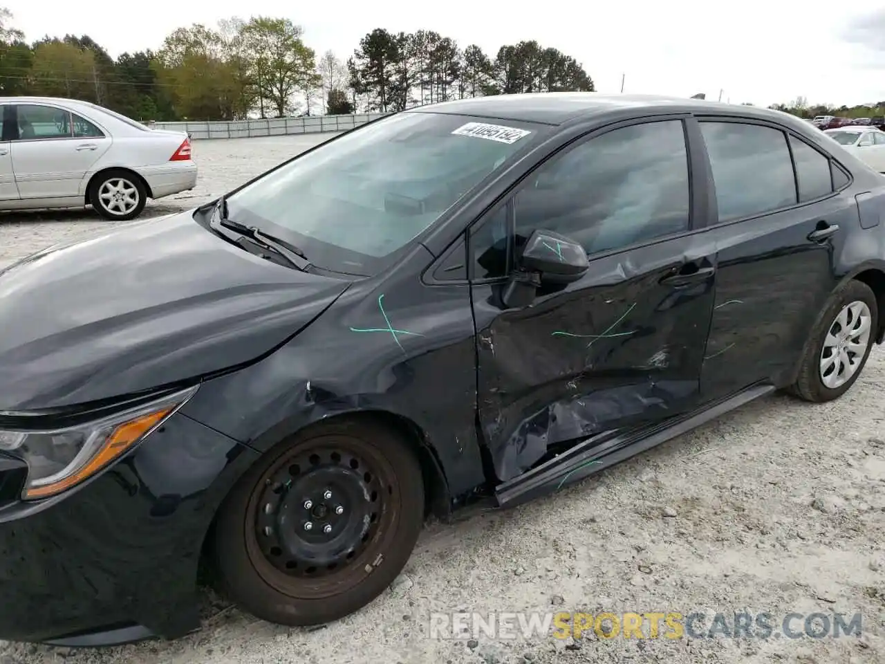 9 Photograph of a damaged car 5YFEPMAE5MP265835 TOYOTA COROLLA 2021