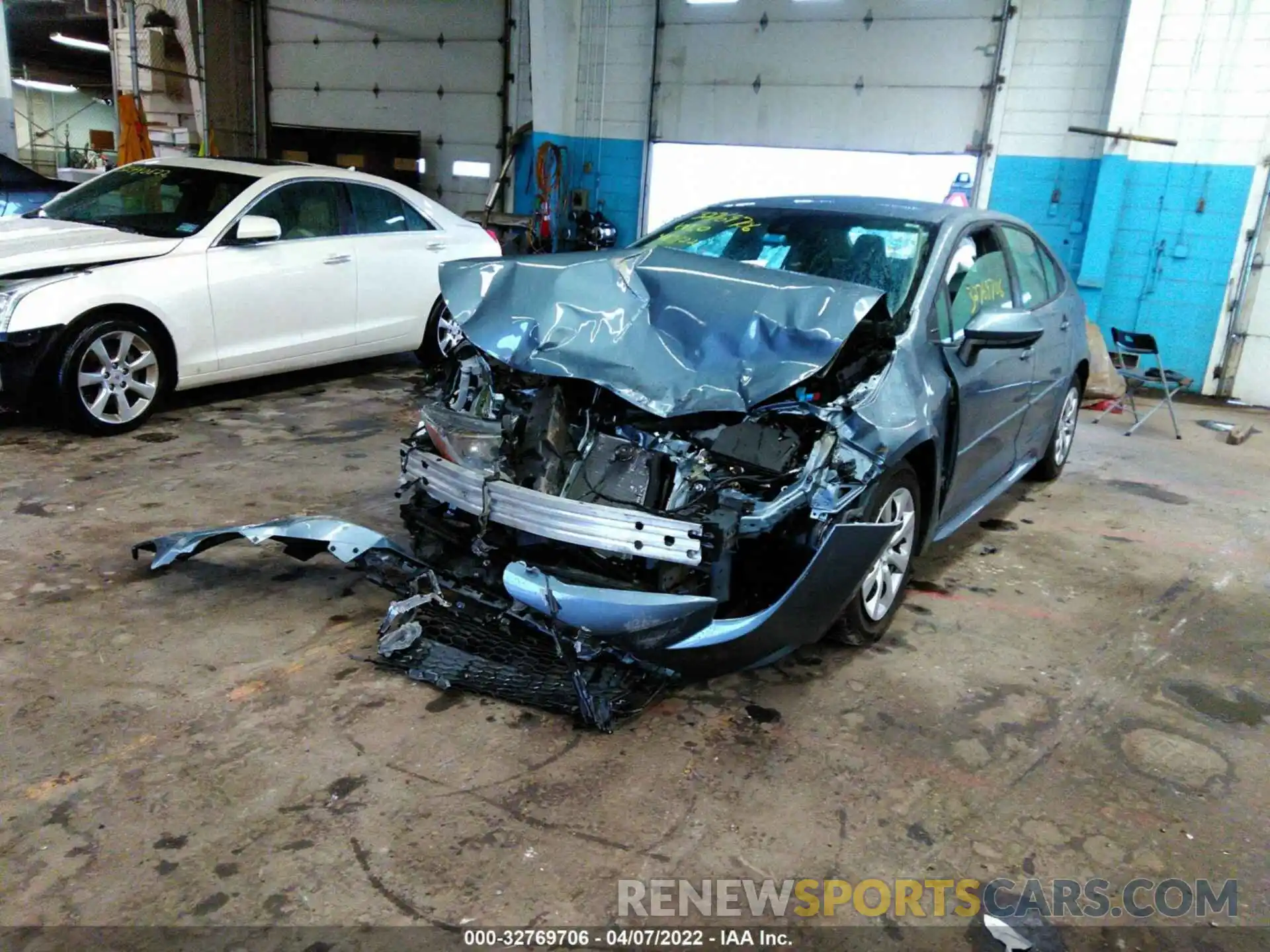 6 Photograph of a damaged car 5YFEPMAE5MP266824 TOYOTA COROLLA 2021