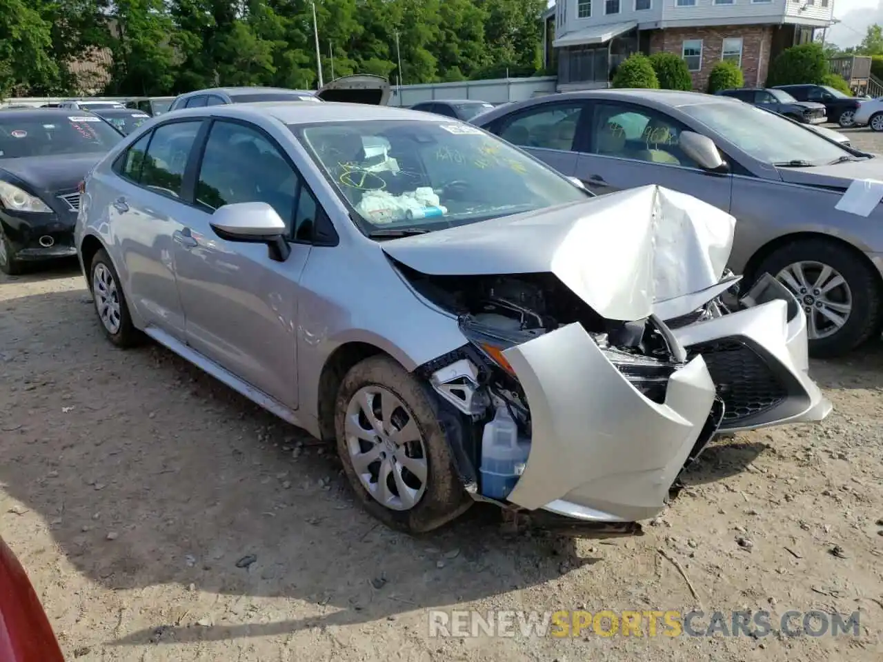 1 Photograph of a damaged car 5YFEPMAE5MP267908 TOYOTA COROLLA 2021