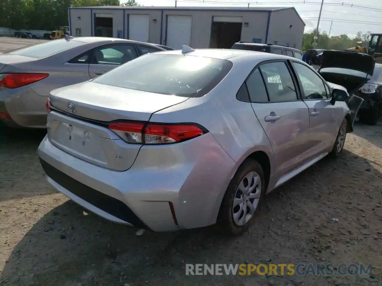 4 Photograph of a damaged car 5YFEPMAE5MP267908 TOYOTA COROLLA 2021