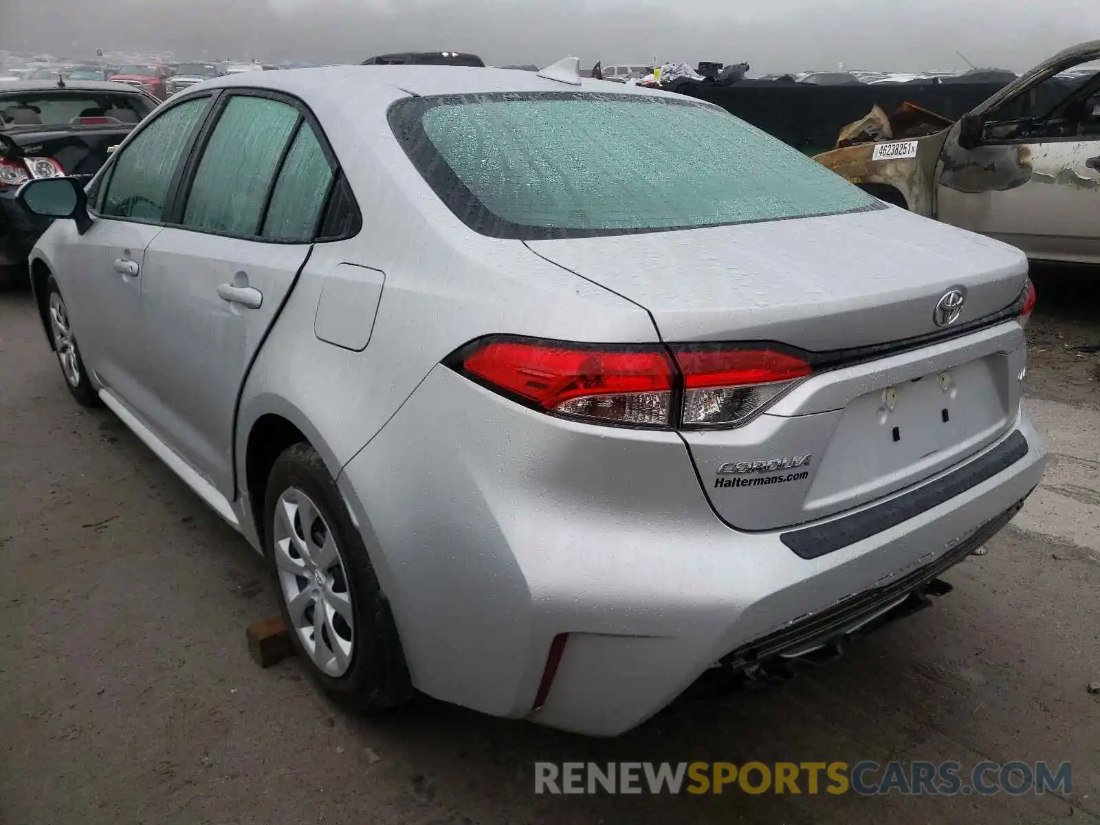 3 Photograph of a damaged car 5YFEPMAE6MP152735 TOYOTA COROLLA 2021