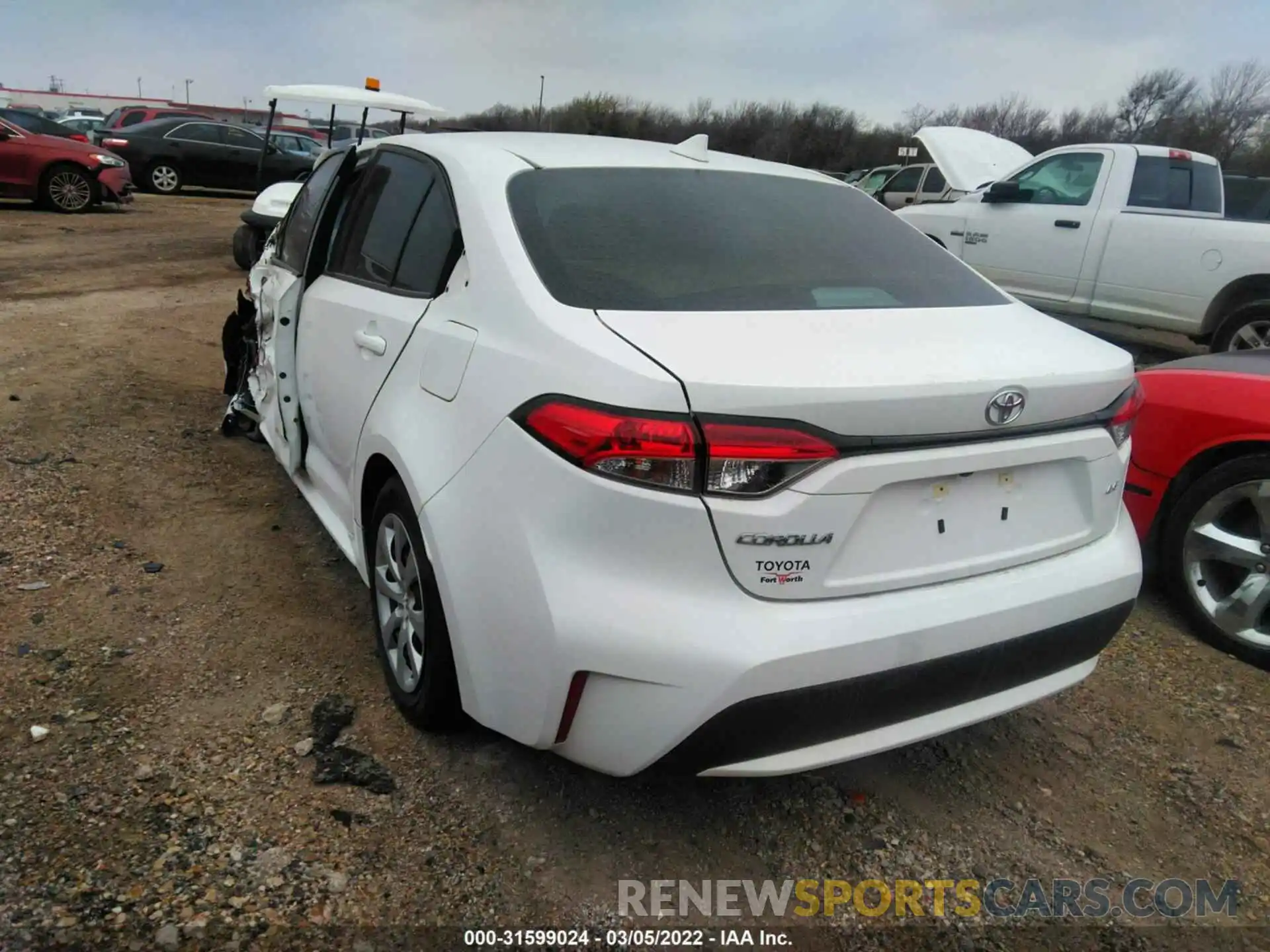 3 Photograph of a damaged car 5YFEPMAE6MP153495 TOYOTA COROLLA 2021