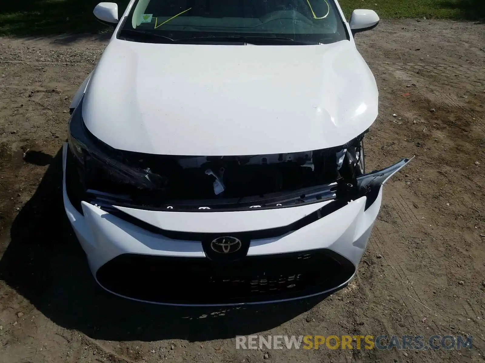 9 Photograph of a damaged car 5YFEPMAE6MP154050 TOYOTA COROLLA 2021