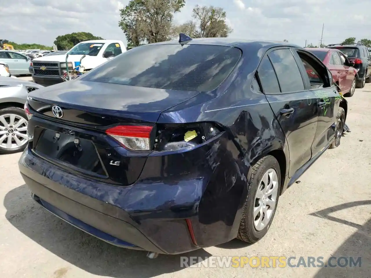 4 Photograph of a damaged car 5YFEPMAE6MP157613 TOYOTA COROLLA 2021