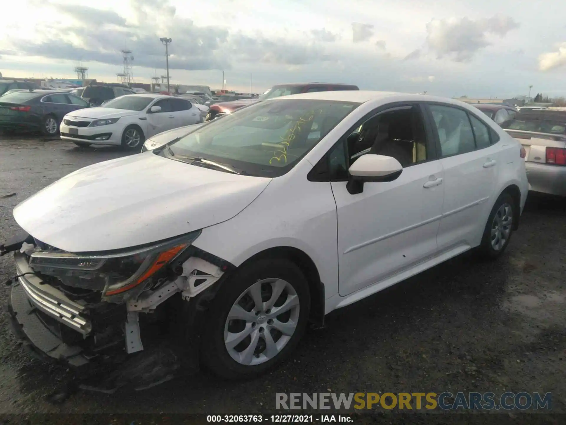 2 Photograph of a damaged car 5YFEPMAE6MP159796 TOYOTA COROLLA 2021