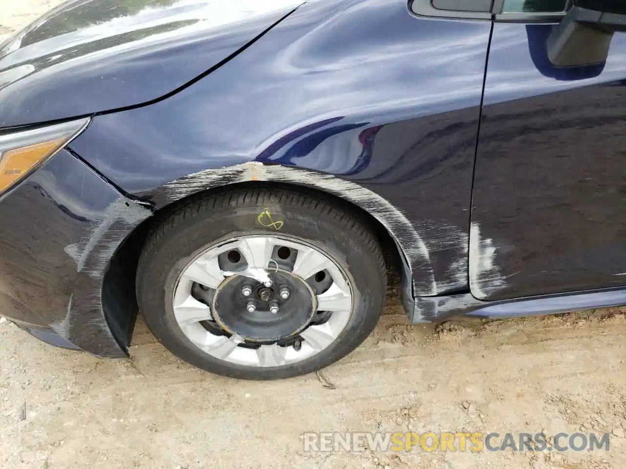 9 Photograph of a damaged car 5YFEPMAE6MP160060 TOYOTA COROLLA 2021