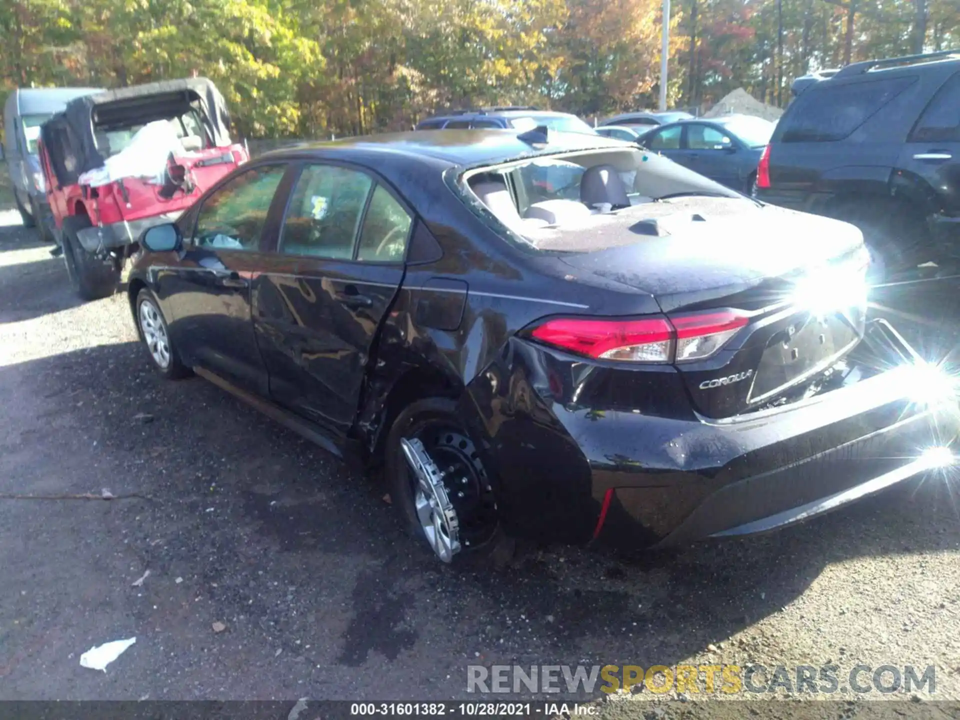 3 Photograph of a damaged car 5YFEPMAE6MP161662 TOYOTA COROLLA 2021