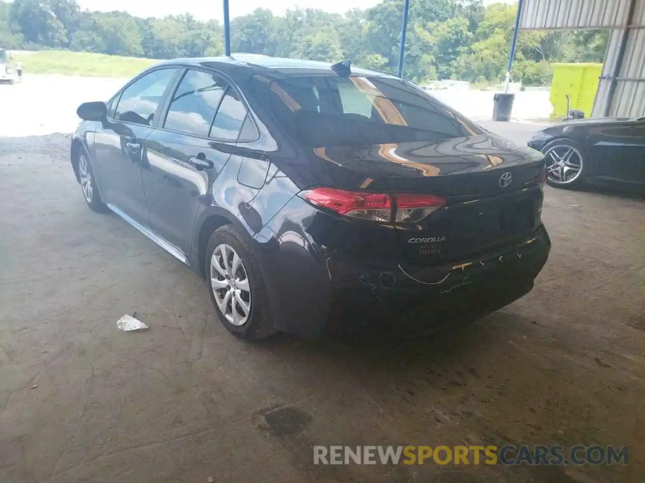 3 Photograph of a damaged car 5YFEPMAE6MP162049 TOYOTA COROLLA 2021