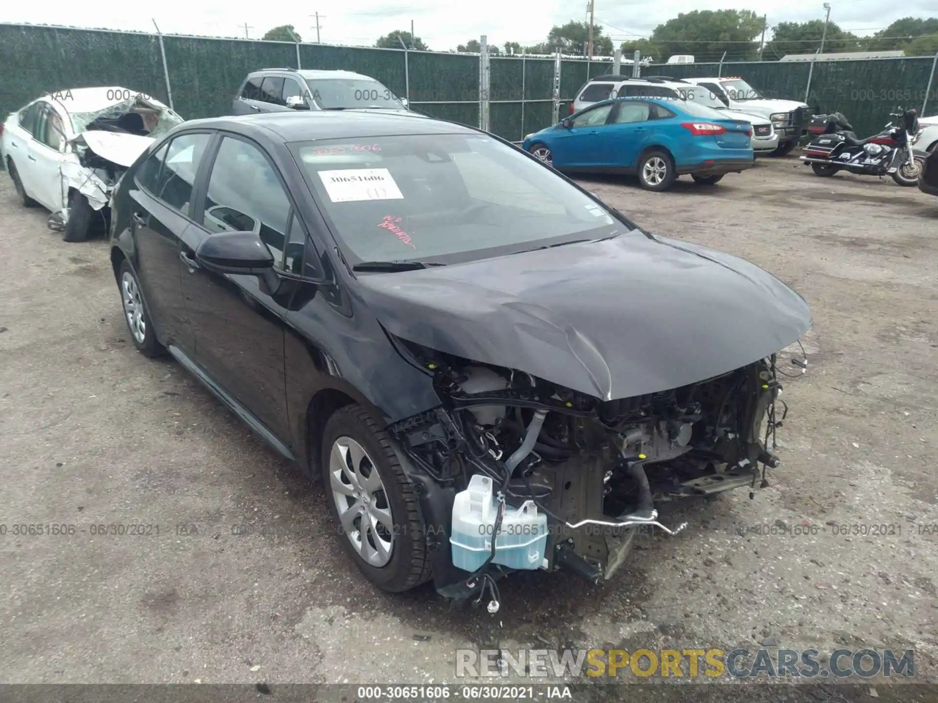 1 Photograph of a damaged car 5YFEPMAE6MP165498 TOYOTA COROLLA 2021